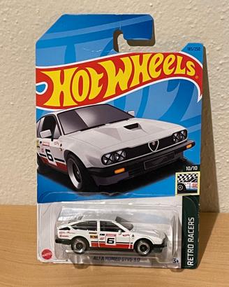 Hot Wheels Alfa Romeo GTV6 – Serie Retro Racers