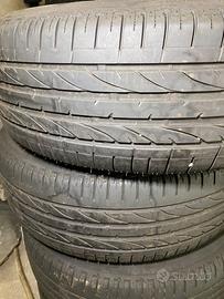 235/65 r17 104v