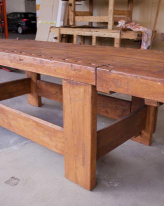 Banchi da falegname originali restaurati