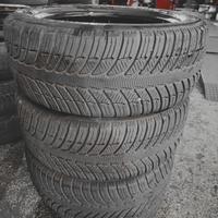 Gomme Quattro Stagioni 195/50 R16