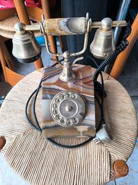 Telefono antico