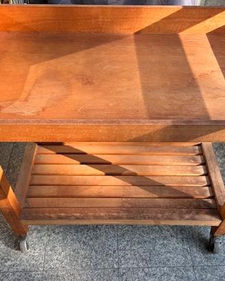carrello legno massello due ripiani con doghe