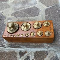 Pesi ottone per bilancia antica