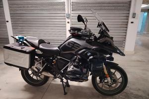 BMW r 1200 gs in perfetto ordine
