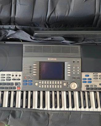Yamaha PSR900