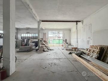 CAPANNONE A MEDIGLIA