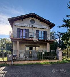 CASA INDIPENDENTE A MEDESANO