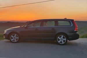 Volvo V70 D4 anno 2013