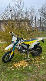 Moto Vent Honda Motard 125 4t enduro