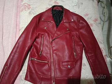Giacca rossa in Ecopelle Zara con collo rovinato