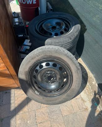 Cerchi in lamiera audi  da 16 con gomme 205/60/16
