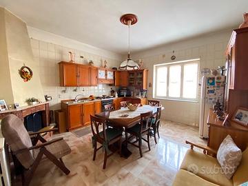 S/indipendente 3 vani con box e terrazzo-smcv