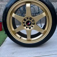 Cerchi japan racing 18 gia gommati
