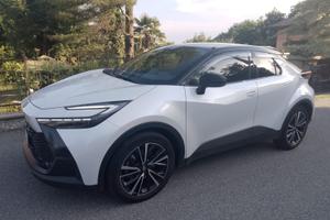 Toyota CHR 2.0 Plugin marzo 2025 - 53.000 km.