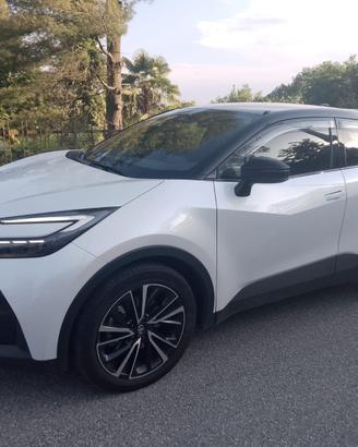 Toyota CHR 2.0 Plugin marzo 2025 - 53.000 km.
