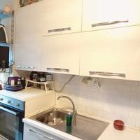 cucina in buon stato con 'accessori