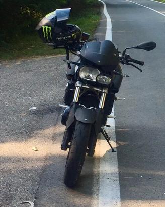 BMW Leggi descrizione