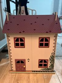 Casa bambole in legno