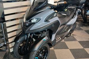 Yamaha Tricity 300 touring