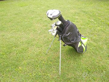 set completo di mazze da golf e caddy