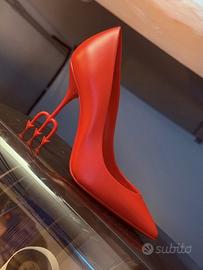 Scarpa con tacco Diavolo veste Prada 2
