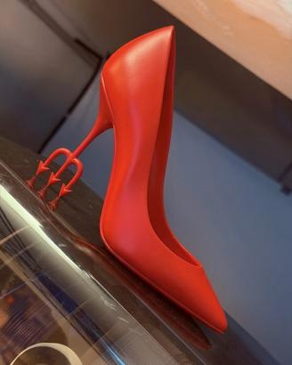 Scarpa con tacco Diavolo veste Prada 2