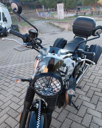 Triumph street twin 900