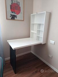 scrivania salva spazio 