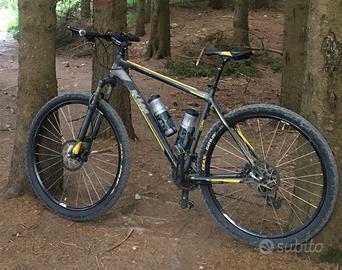MOUNTAIN BIKE KTM 29