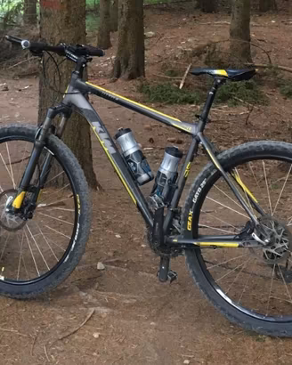 MOUNTAIN BIKE KTM 29
