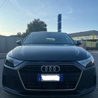 Audi A1 Sportback 25 1.0 tfsi s-tronic