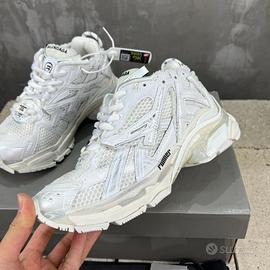 BALENCIAGA RUNNER