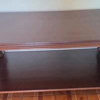 Tavolino in legno massello classico