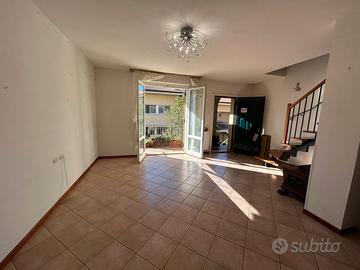 Casa a schiera di 150 mq con scoperto