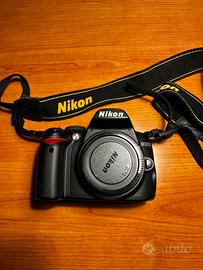 Nikon D3000 Solo Corpo Macchina