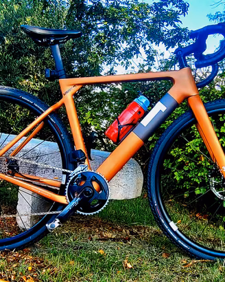 Exploro Team Rival AXS 2X