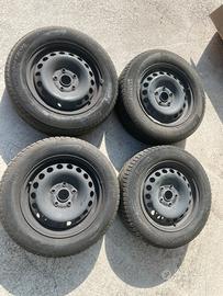 Cerchi gommati 6Jx15H2 gruppo volkswagen
