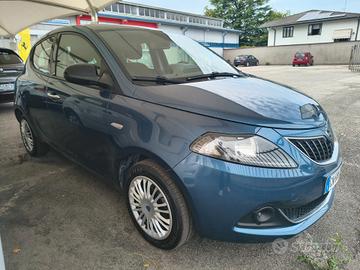 Lancia Ypsilon 1.0 FireFly 5 porte S&S Hybrid Gold