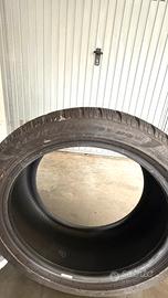 Gomme invernali pirelli 245/40 r19  98v