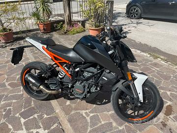 Ktm duke 125