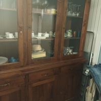 Credenza in arte povera