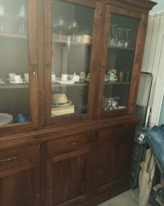 Credenza in arte povera