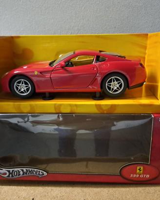 Modellino Ferrari 599 GTB, Hotweels, in scala 1/18