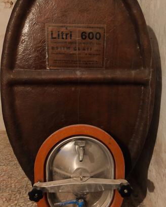 Botte  in resina LT. 600
