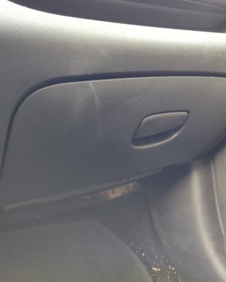 Cassetto portaoggetti RENAULT CLIO del 2017