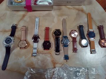 Stok di 10 orologi al quarzo nuovi mai usati