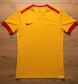 t-shirt Nike dry fit taglia M 