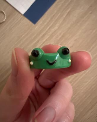 Anello rana mai usato