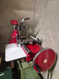 Affettatrice professionale Bizerba