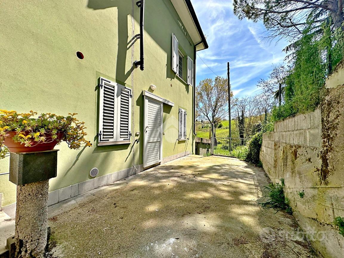 VILLA SINGOLA A SAN GIOVANNI IN MARIGNANO - Vista 3